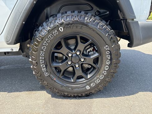 Used 2023 Jeep Wrangler Unlimited Sport AWD/4WD image 14
