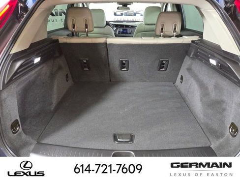 Used 2019 Cadillac XT4 Luxury w/ Cold Weather Package image 23