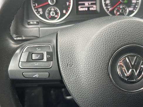 Used 2018 Volkswagen Tiguan Limited w/ Premium Package AWD/4WD image 16