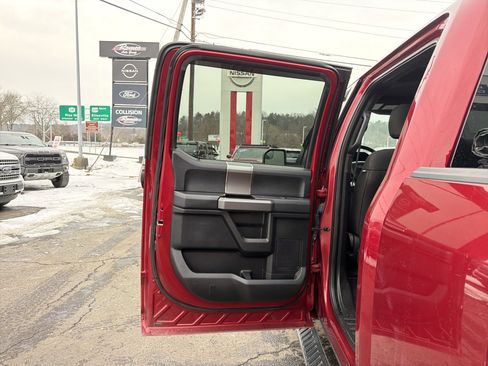 Used 2017 Ford F150 XLT w/ Equipment Group 301A Mid image 27