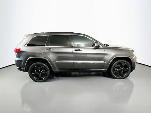 Used 2015 Jeep Grand Cherokee Altitude AWD/4WD image 8