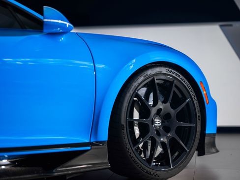 Used 2021 Bugatti Chiron Pur Sport image 47