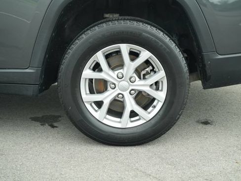 Used 2021 Jeep Grand Cherokee L Limited AWD/4WD image 47