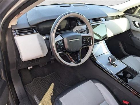 Used 2025 Land Rover Range Rover Velar S image 9