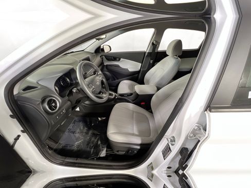 Used 2023 Hyundai Kona SEL image 19