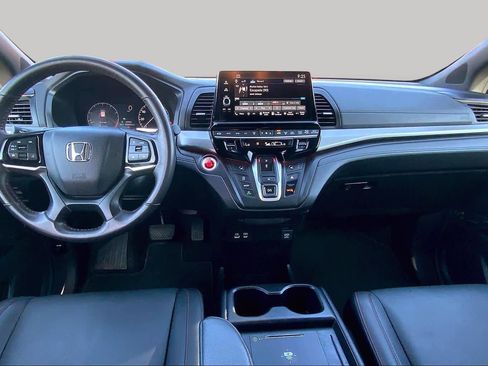 Used 2025 Honda Odyssey Sport-L image 16