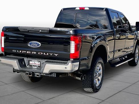 Used 2018 Ford F250 Lariat w/ Lariat Ultimate Package image 11