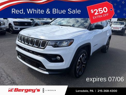 Used 2023 Jeep Compass Limited AWD/4WD image 1