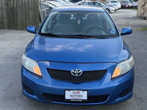 Used 2009 Toyota Corolla LE w/ All Weather Guard Pkg FWD image 4