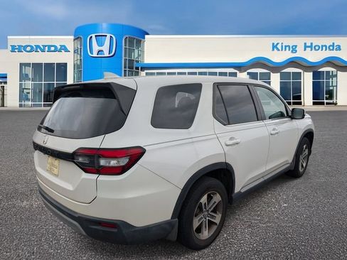 Used 2024 Honda Pilot EX-L image 4