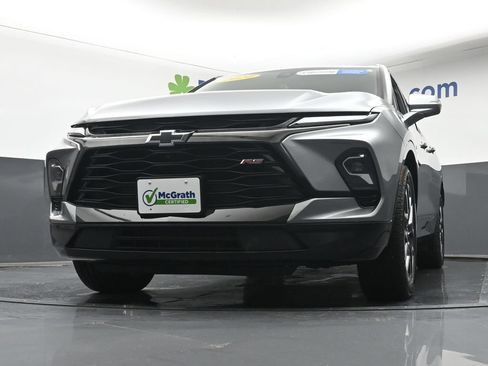 Used 2024 Chevrolet Blazer RS w/ Driver Confidence II Package AWD/4WD image 7