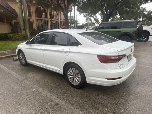 Used 2019 Volkswagen Jetta S FWD image 2