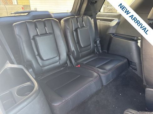 Used 2018 Ford Explorer Sport w/ Equipment Group 401A AWD/4WD image 13