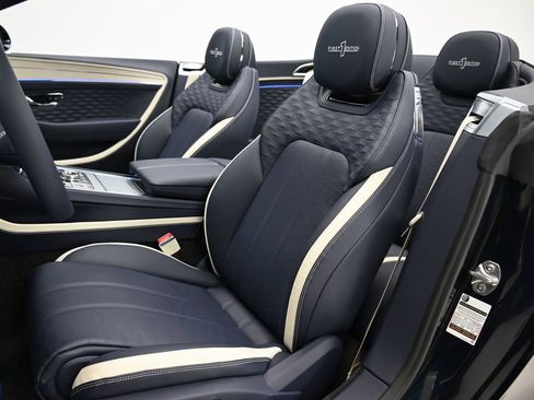 Used 2025 Bentley Continental GT Speed image 11