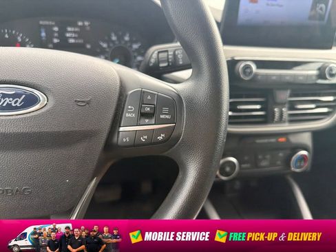Used 2022 Ford Escape SE FWD image 21