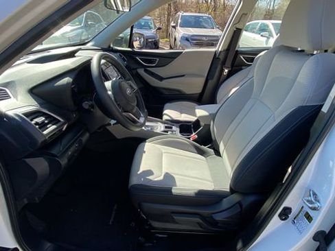 Used 2024 Subaru Forester AWD/4WD image 33