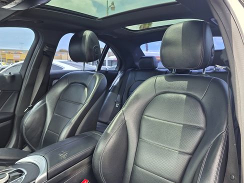 Used 2019 Mercedes-Benz C 300 Sedan image 16