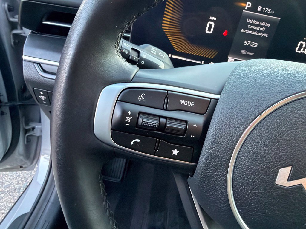 Used 2025 Kia K5 GT-Line AWD/4WD image 18