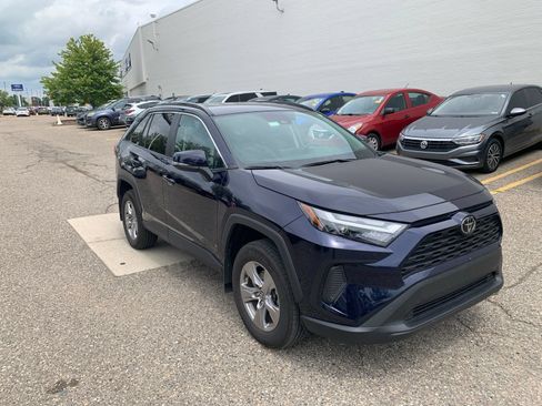 Used 2023 Toyota RAV4 XLE w/ XLE Grade Weather Package AWD/4WD image 3