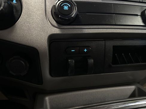 Used 2016 Ford F350 XLT w/ XLT Value Package AWD/4WD image 12