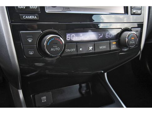 Used 2015 Nissan Altima 2.5 SV w/ Convenience Package image 27