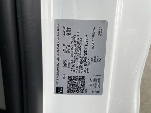 Used 2024 GMC Sierra 1500 Pro w/ Pro Value Package image 58