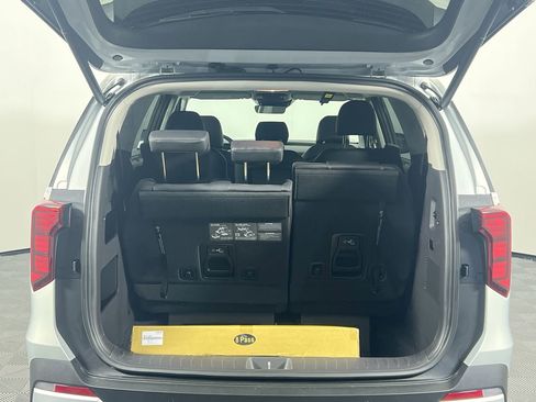 New 2026 Kia Carnival EX image 33