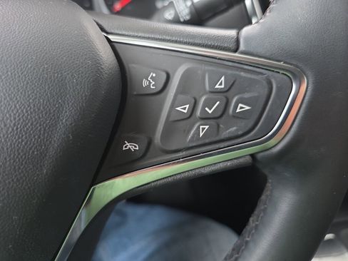 Used 2024 Chevrolet Equinox LT w/ LPO, Cargo Package FWD image 9