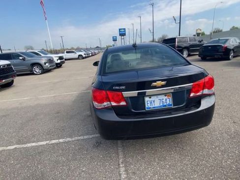 Used 2016 Chevrolet Cruze LS FWD image 9