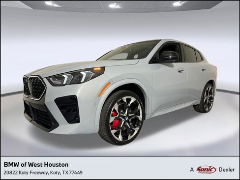 Used 2026 BMW X2 xDrive28i w/ M Sport Package image 1