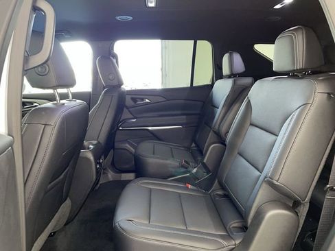 New 2026 Chevrolet Traverse LT w/ Midnight/Sport Edition AWD/4WD image 23