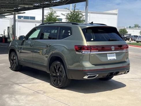 New 2026 Volkswagen Atlas SE FWD image 8