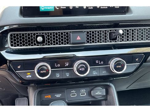 Certified 2024 Honda Civic Touring image 27