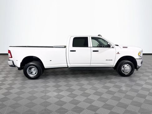 Used 2022 RAM 3500 Tradesman AWD/4WD image 8