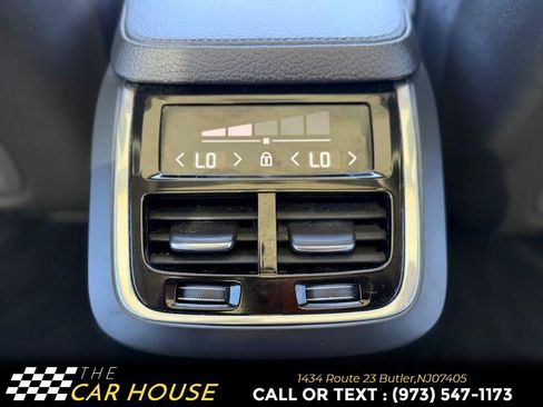 Used 2018 Volvo XC90 T6 Momentum w/ Convenience Package image 33