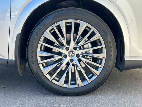 Used 2025 Lexus RX 350 w/ Convenience Package AWD/4WD image 14