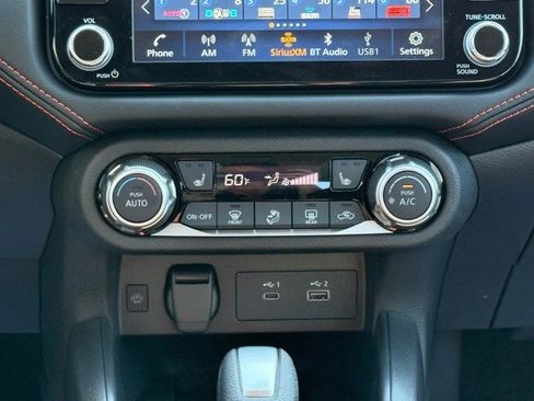 New 2025 Nissan Versa SR w/ Trunk Package image 24