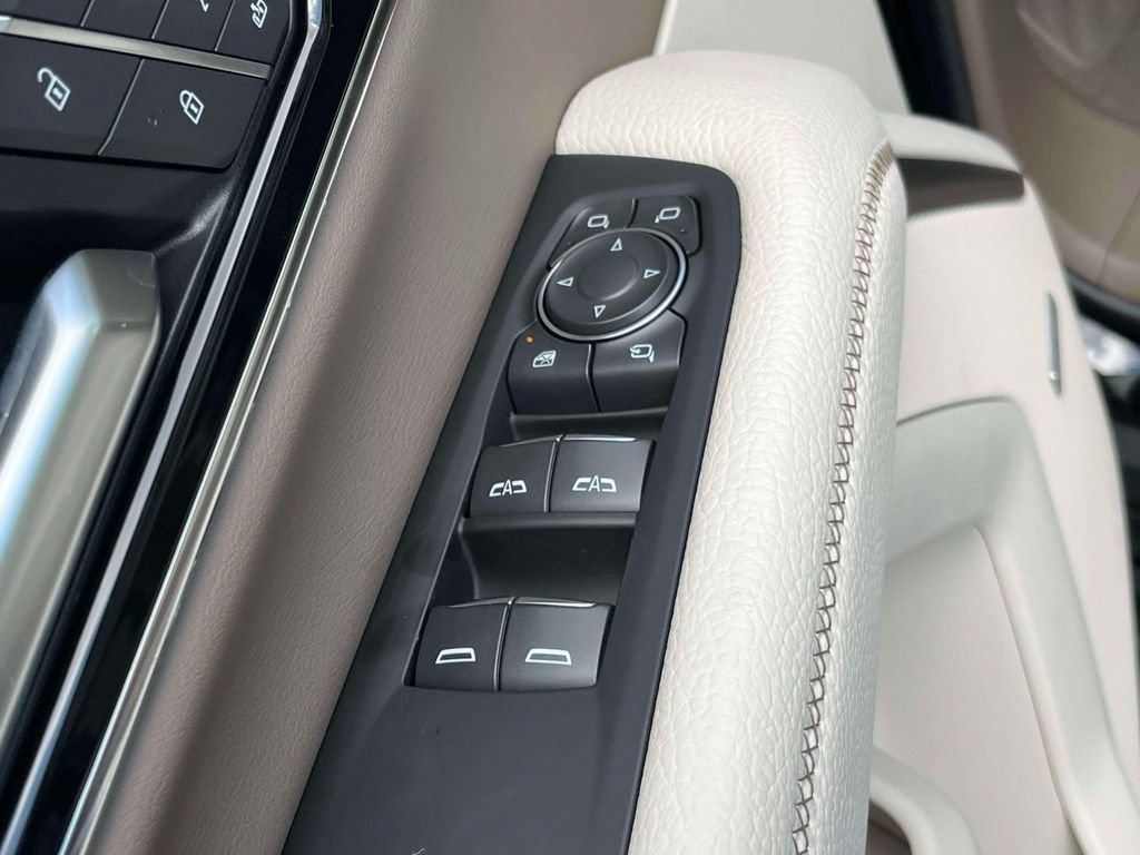 New 2026 GMC Yukon Denali w/ Sun & Power Step Package AWD/4WD image 21