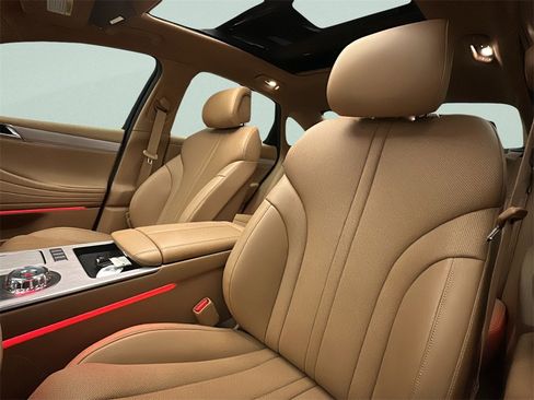 Certified 2025 Genesis G80 2.5T Advanced image 9