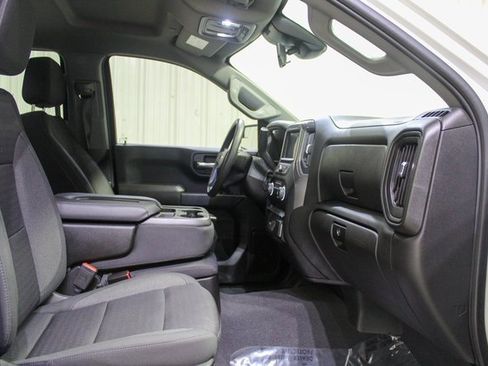 Used 2023 Chevrolet Silverado 1500 Custom image 12