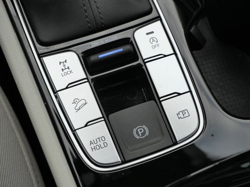 Certified 2025 Hyundai Tucson SE image 27