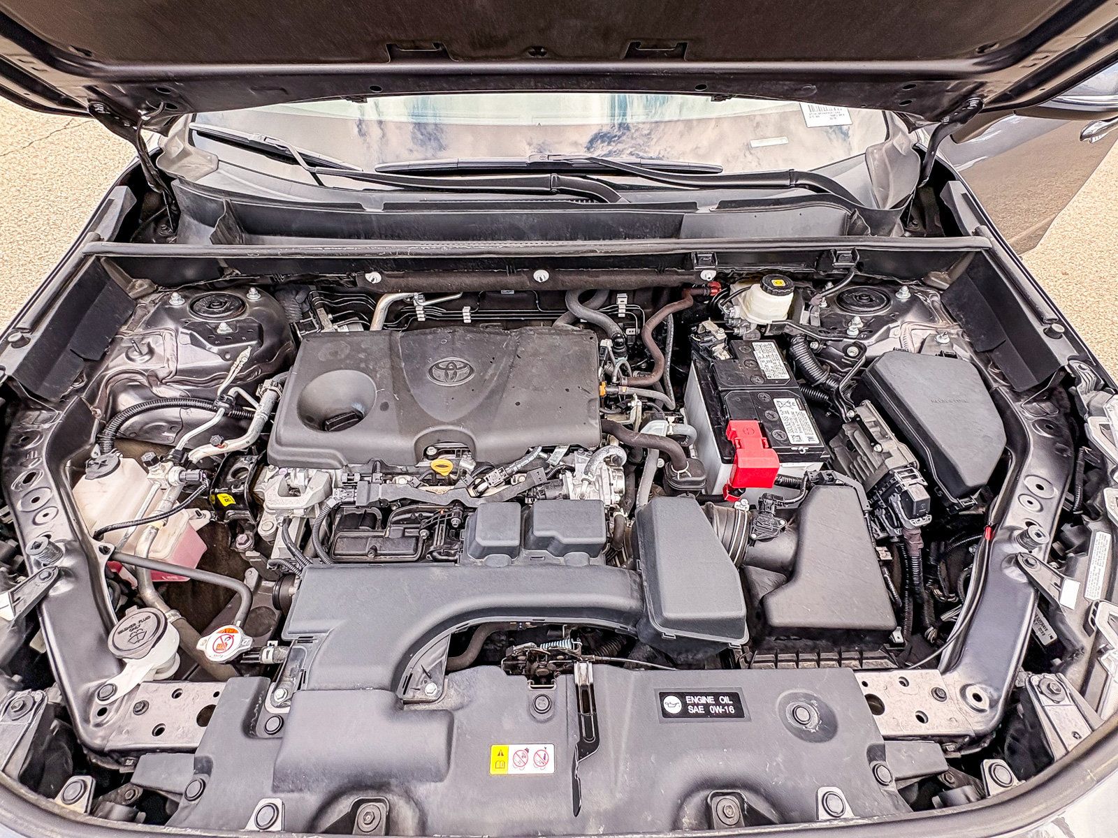 Used 2023 Toyota RAV4 XLE w/ Convenience Package FWD image 25
