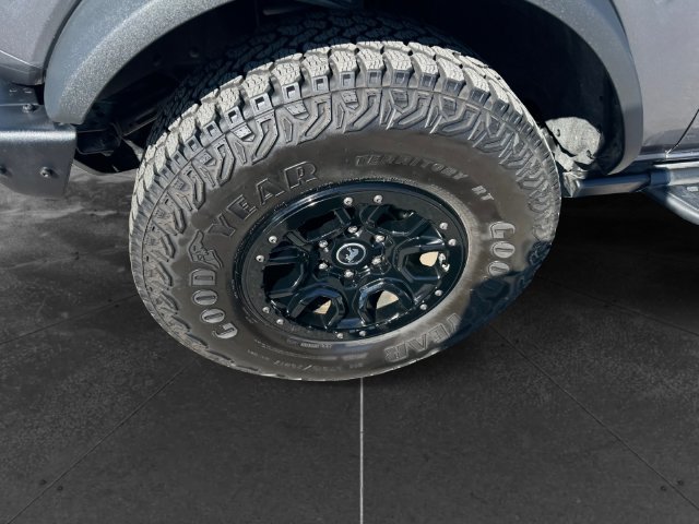 Used 2025 Ford Bronco Badlands AWD/4WD image 9