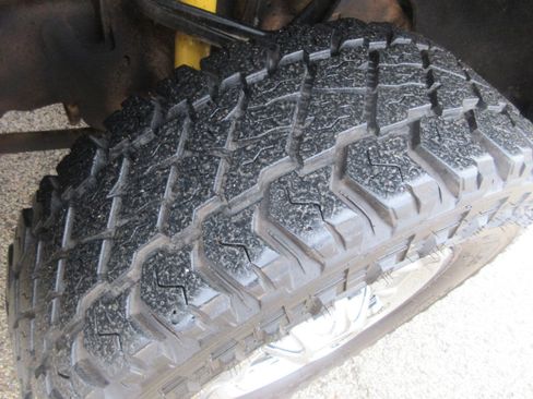 Used 2018 Chevrolet Silverado 2500 W/T w/ Snow Plow Prep Package image 15