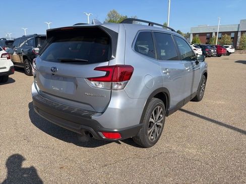 Used 2020 Subaru Forester Limited w/ Popular Package #3 AWD/4WD image 3