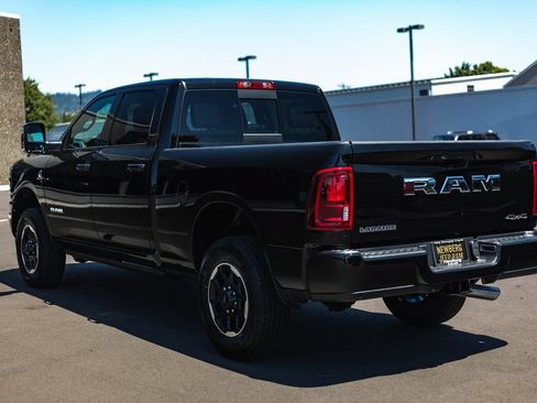 New 2025 RAM 2500 Laramie AWD/4WD image 11