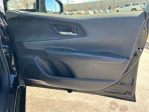 Used 2023 Toyota Prius XLE image 30