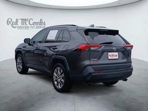 Used 2021 Toyota RAV4 XLE Premium FWD image 3