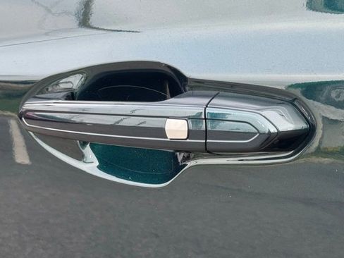 New 2026 Cadillac XT5 Sportv image 14