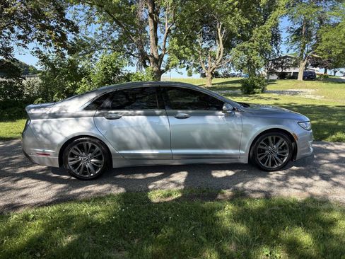 Used 2020 Lincoln MKZ Reserve w/ Elements Package AWD/4WD image 6